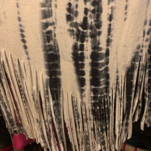Tye dye shredded loose tank top.